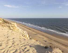La Playa más Larga de España: Un Tesoro Natural en el Parque Nacional de Doñana